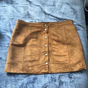 SUEDE BUTTON UP SKIRT OLD NAVY SIZE 18